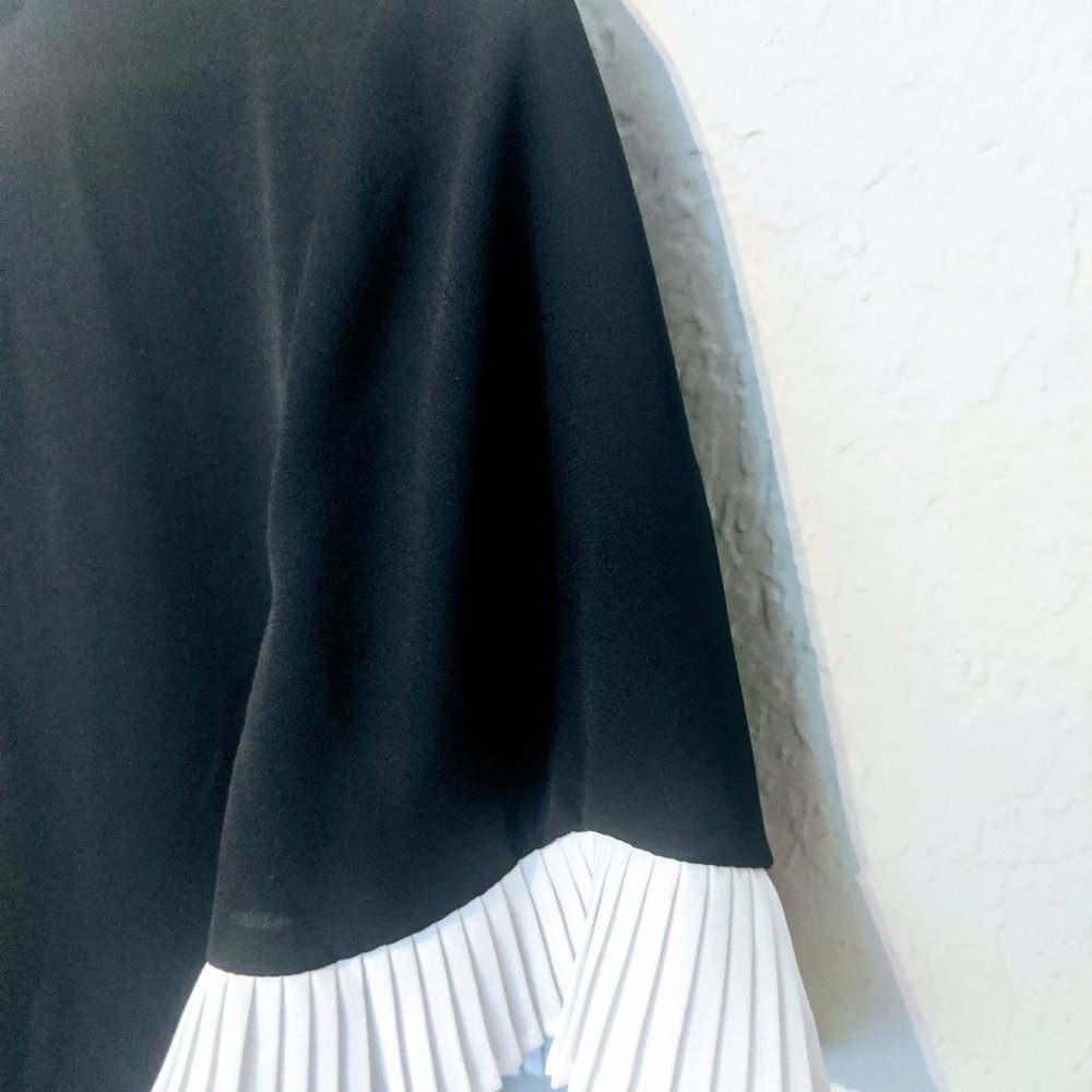 CeCe Colorblocked Collared Blouse - Picture 9 of 11